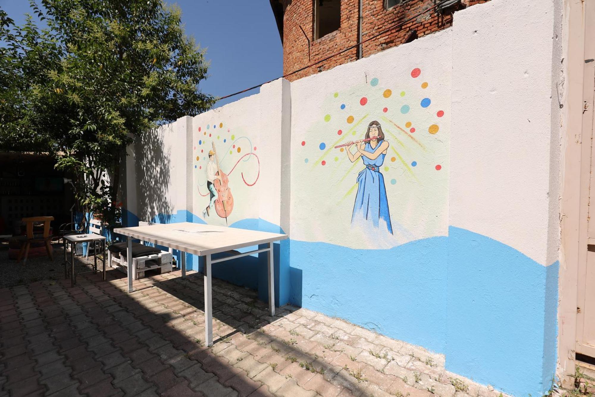 Hostel Osho Tirana Exteriör bild