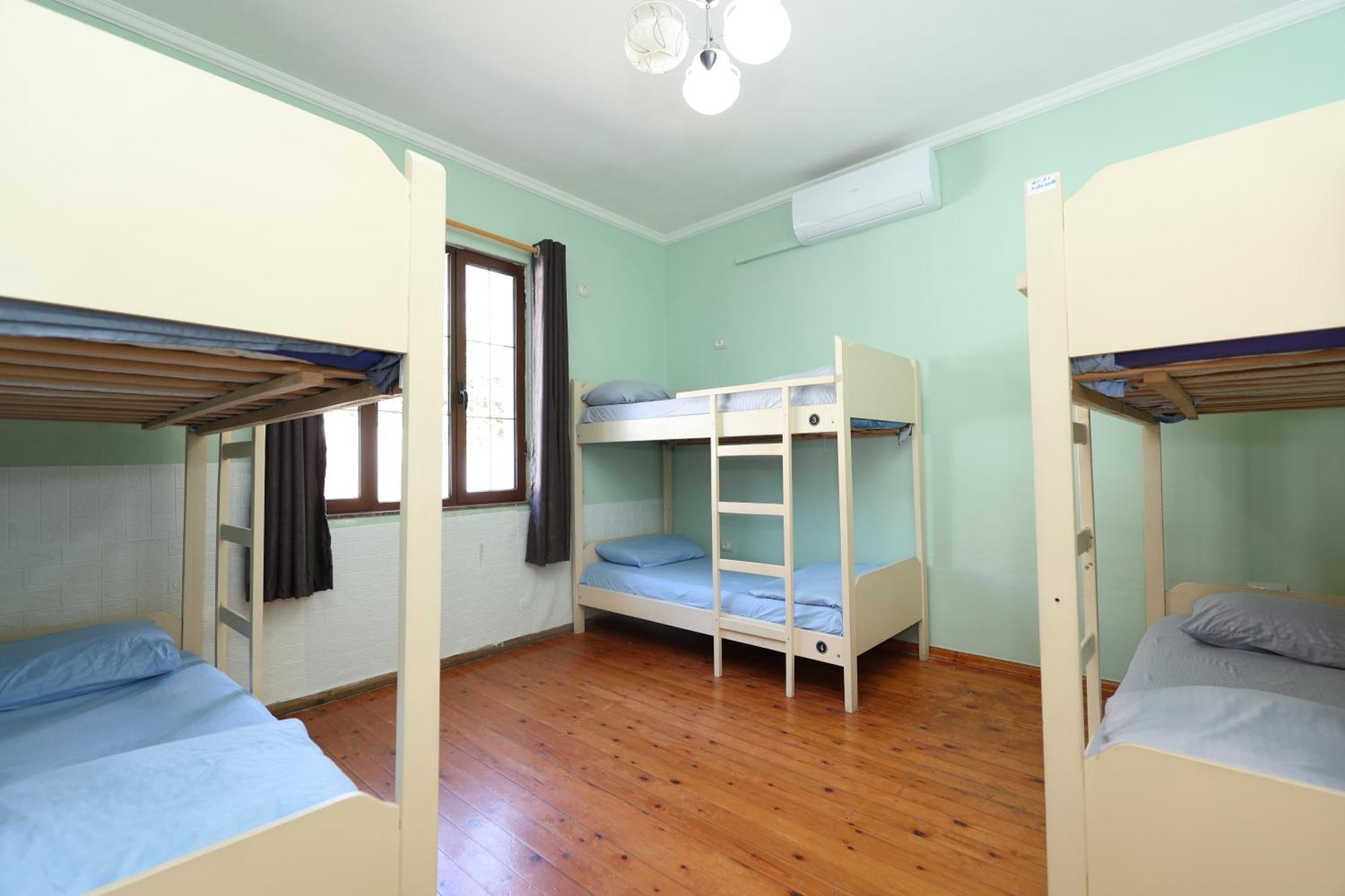Hostel Osho Tirana Exteriör bild